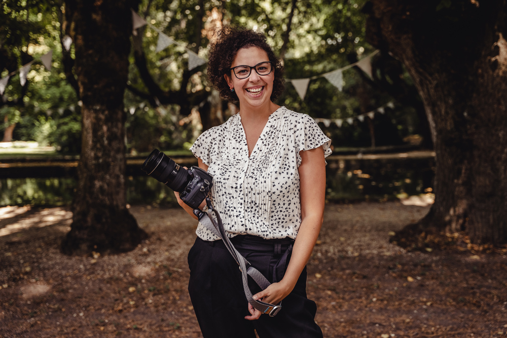 Portrait de la photographe Nathalia Guimaraes